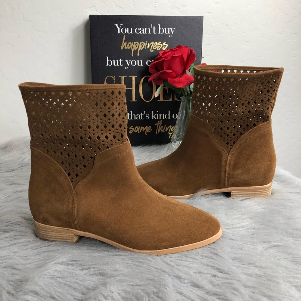 Michael Michael Kors Graham Perforated Tan Bootie - Picture 5 of 8